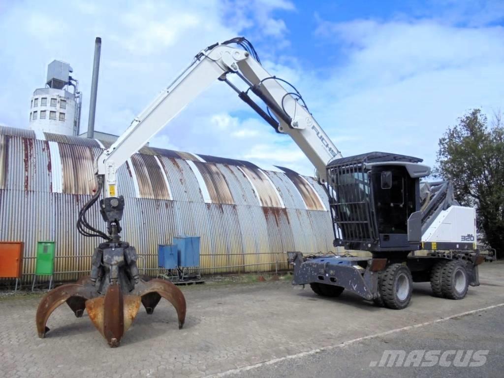 Fuchs MHL 320 Pelle à déchets
