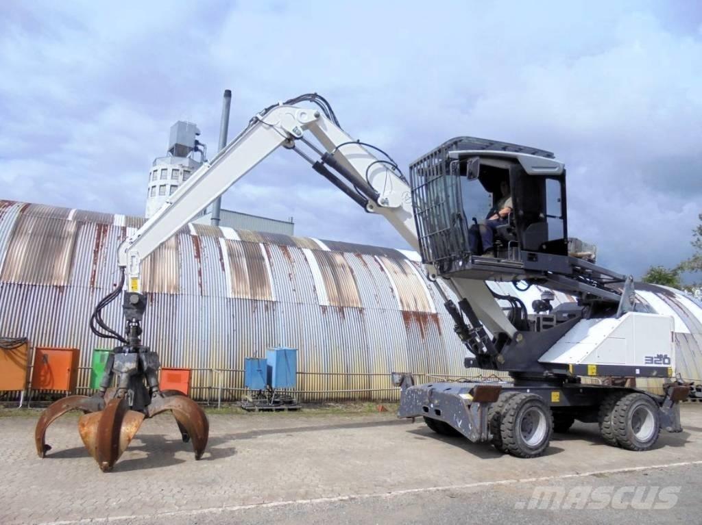 Fuchs MHL 320 Pelle à déchets