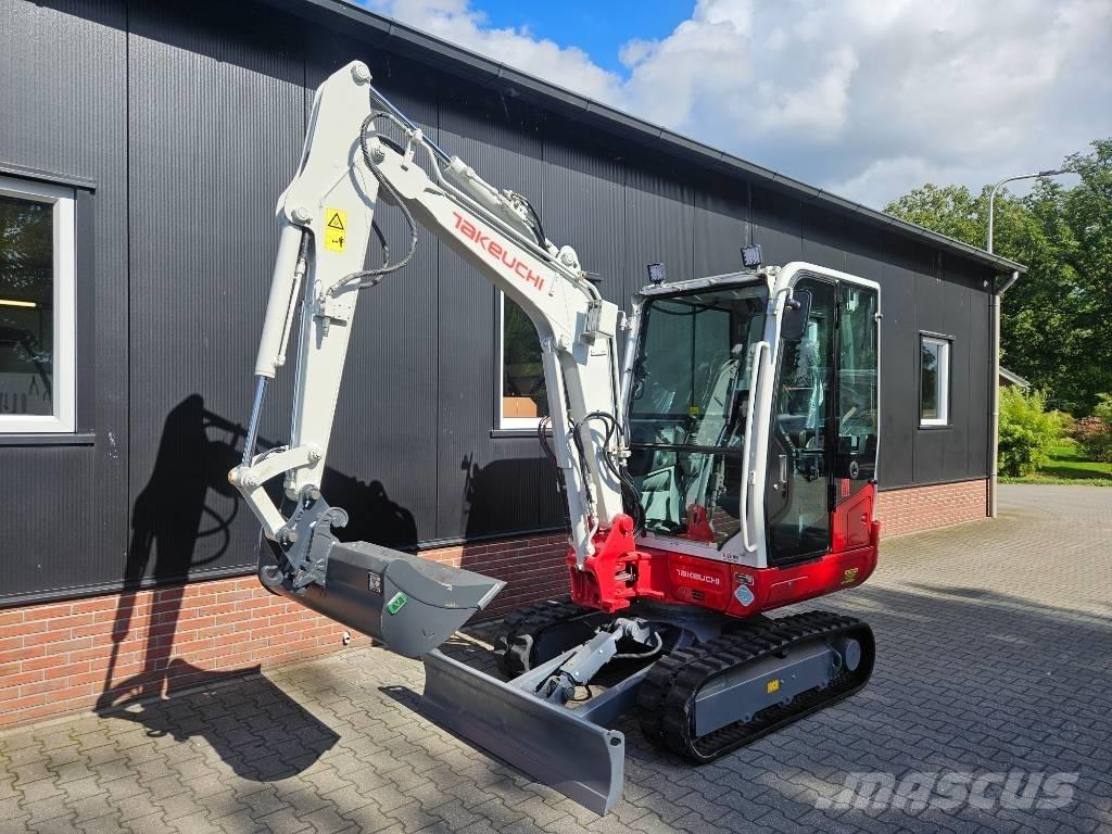 Takeuchi TB 230 Mini pelle < 7t
