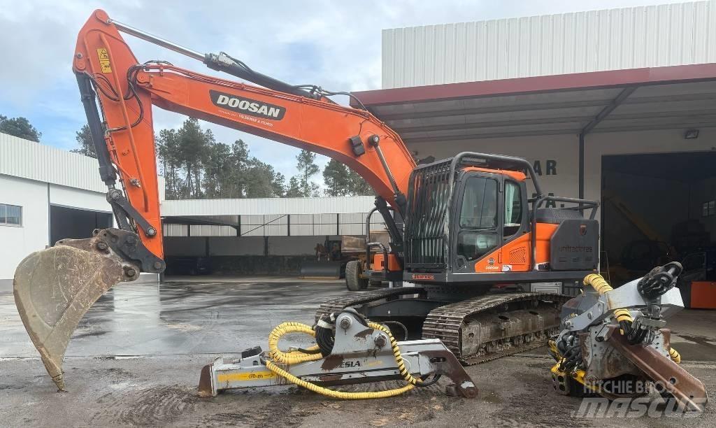 Doosan DX 235 LC Abatteuse
