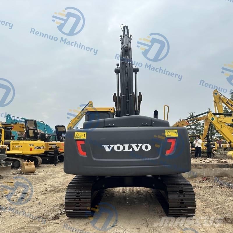 Volvo EC 240 D Pelle sur chenilles