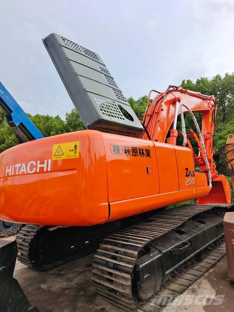 Hitachi EX 200-5 Pelle sur chenilles
