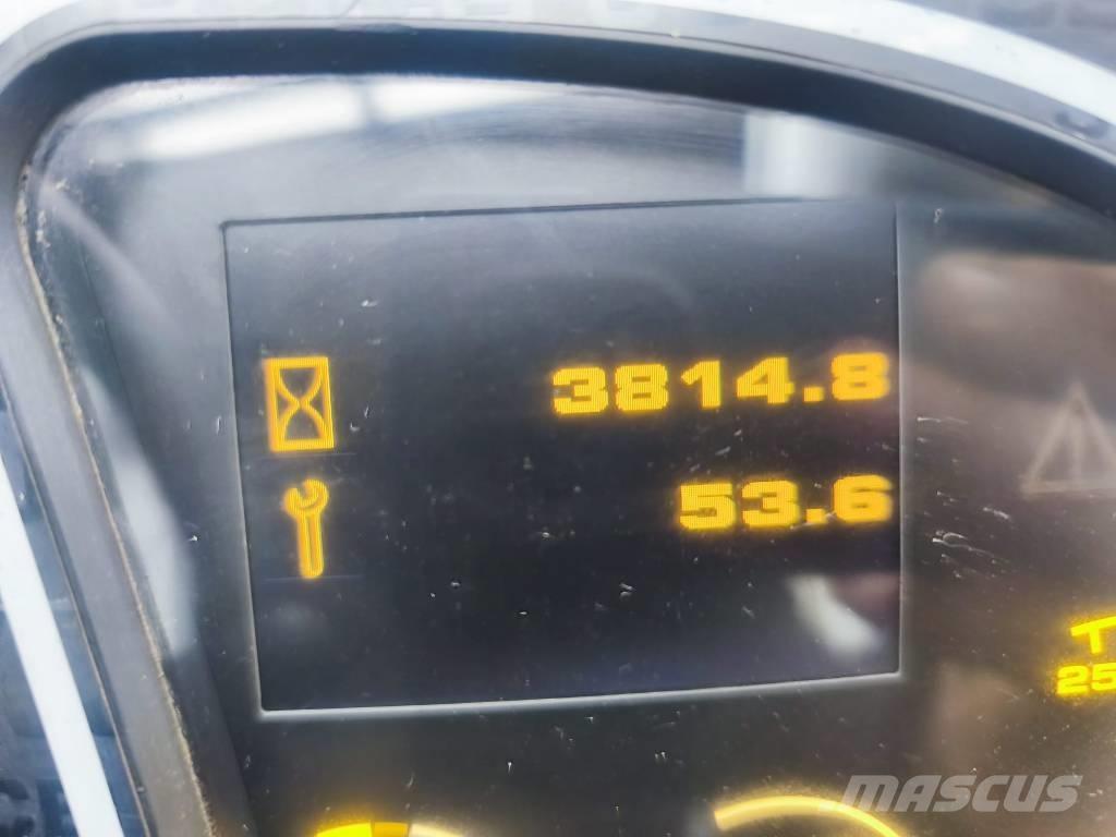 JCB 535-125 Chariot télescopique