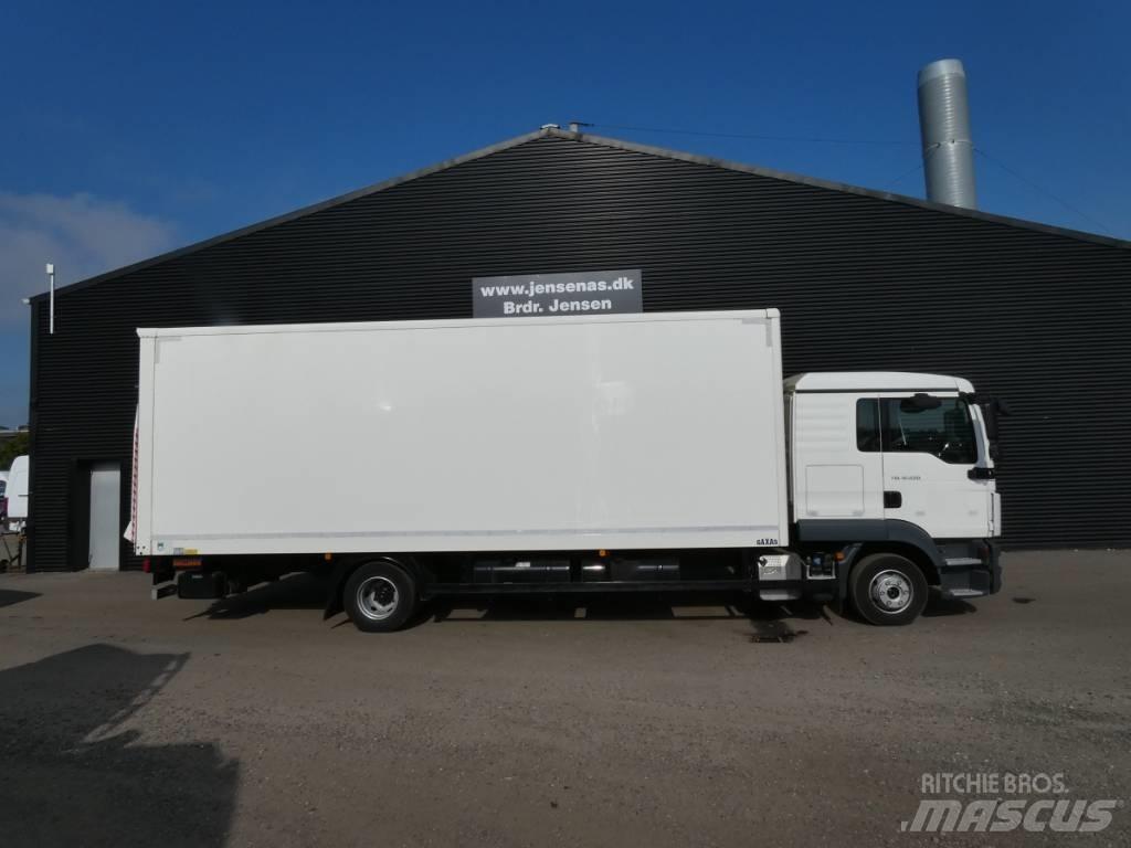 MAN TGL 12.220 Camion Fourgon