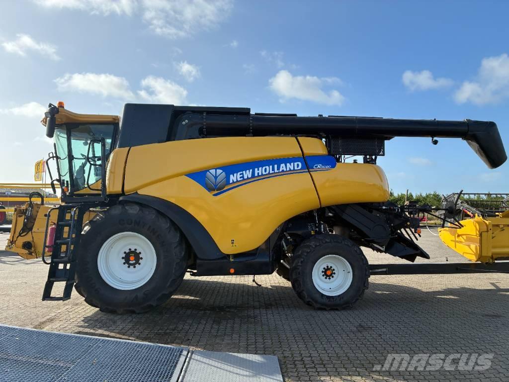 New Holland CR 9080 Moissonneuse batteuse