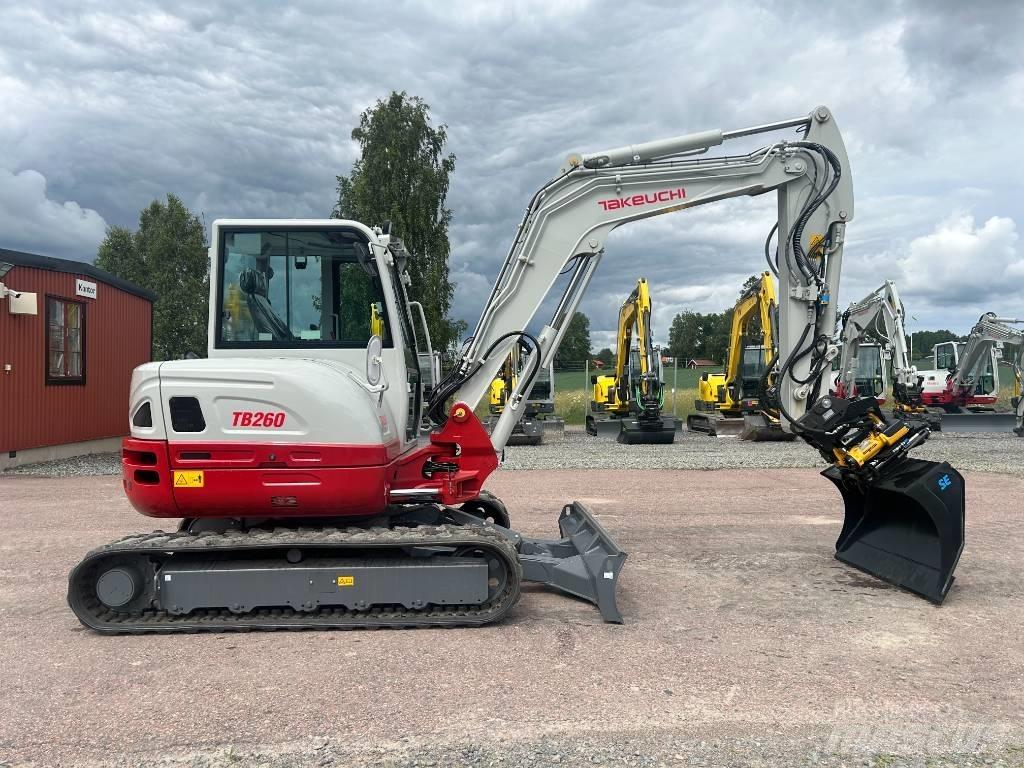 Takeuchi TB260 Mini pelle < 7t