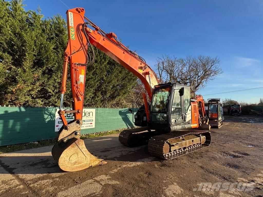 Hitachi ZX 135 US-6 Pelle sur chenilles