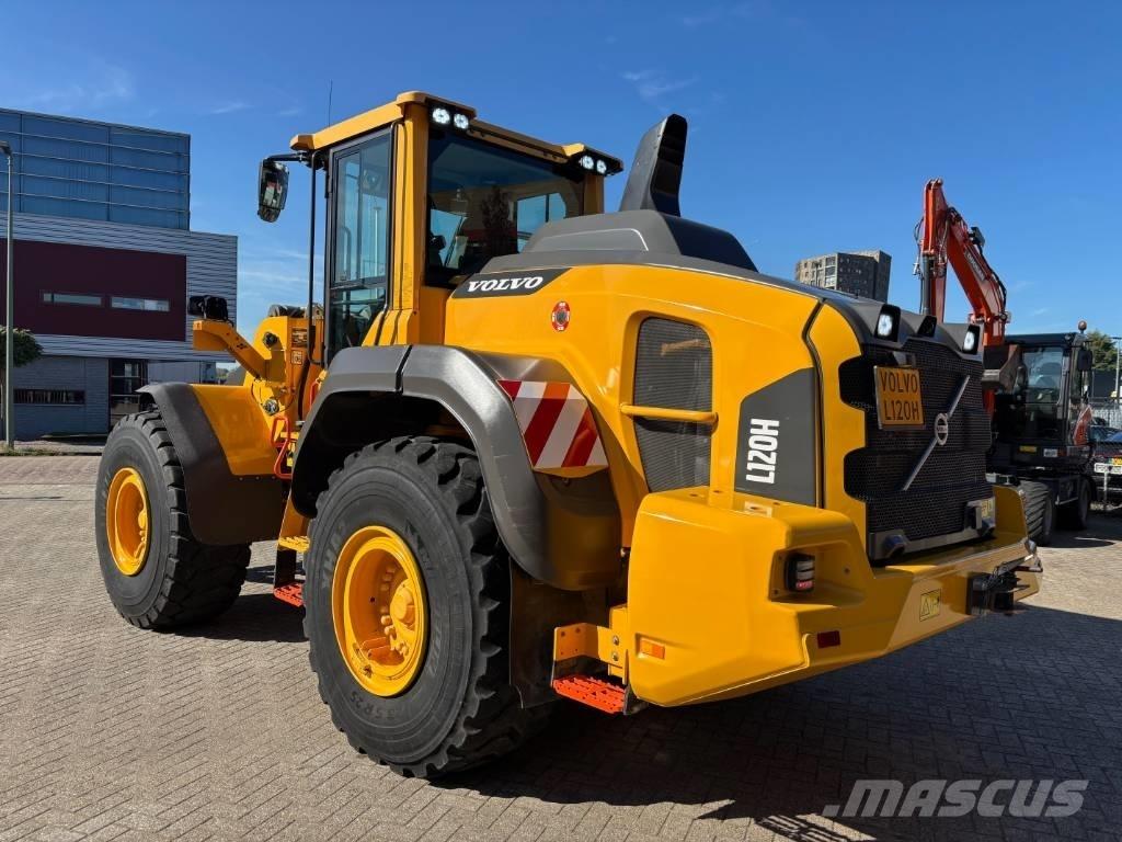 Volvo L 120 H Chargeuse sur pneus