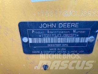 John Deere 317G Chargeuse compacte