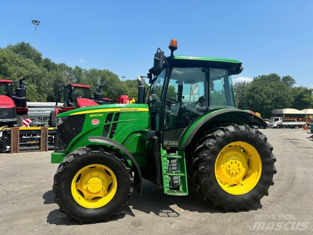 John Deere 6100 MC Tracteur