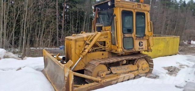 CAT D4E Bouteurs sur chenilles