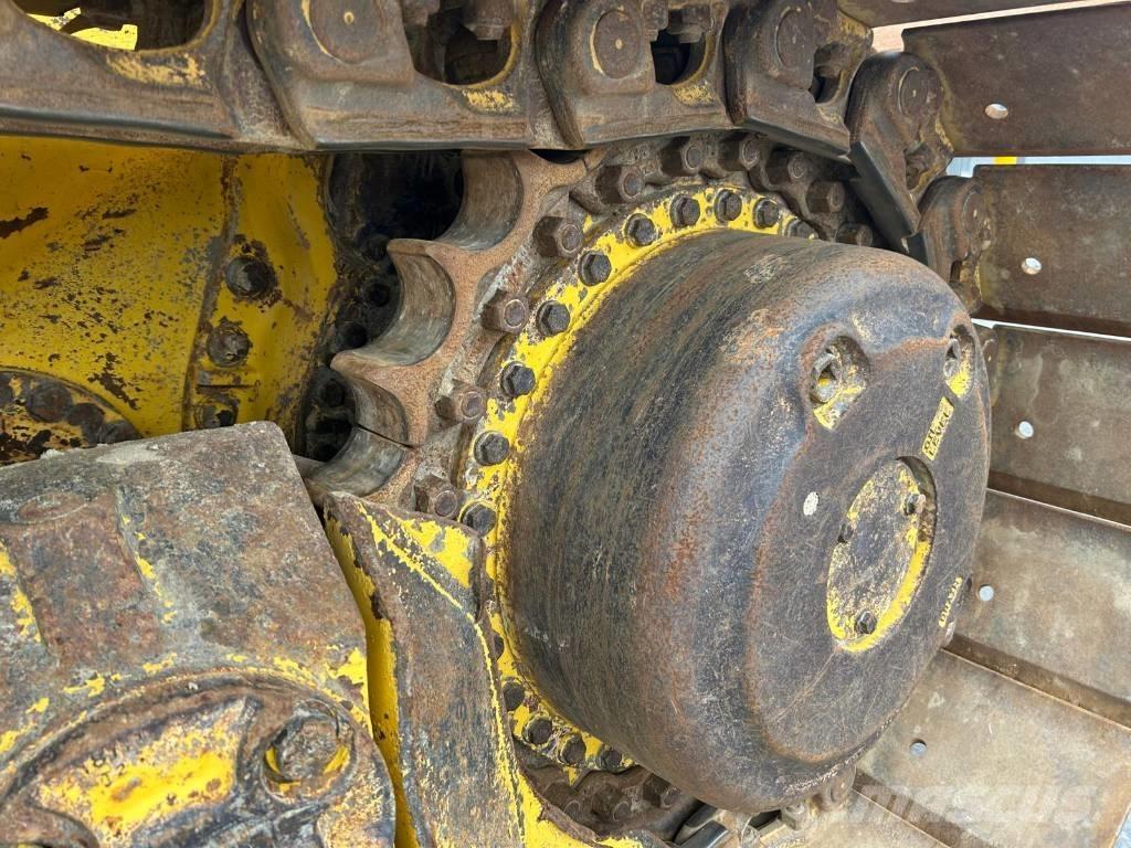 Komatsu D 65 WX-18 Bouteurs sur chenilles