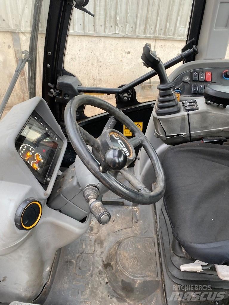 JCB TM 320 S Télescopique agricole