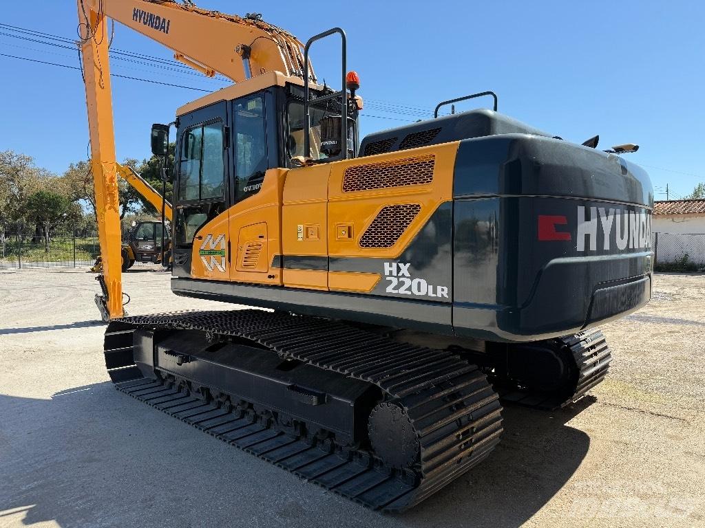 Hyundai HX220 LR Pelle longue portée
