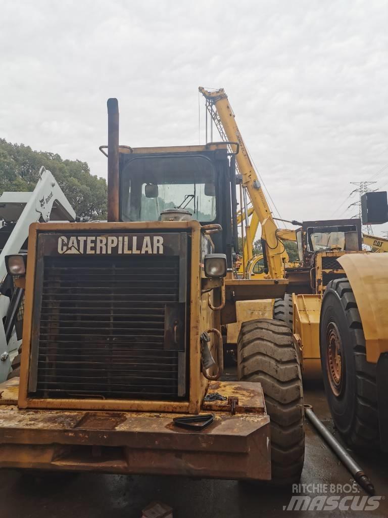 CAT 938F Chargeuse sur pneus