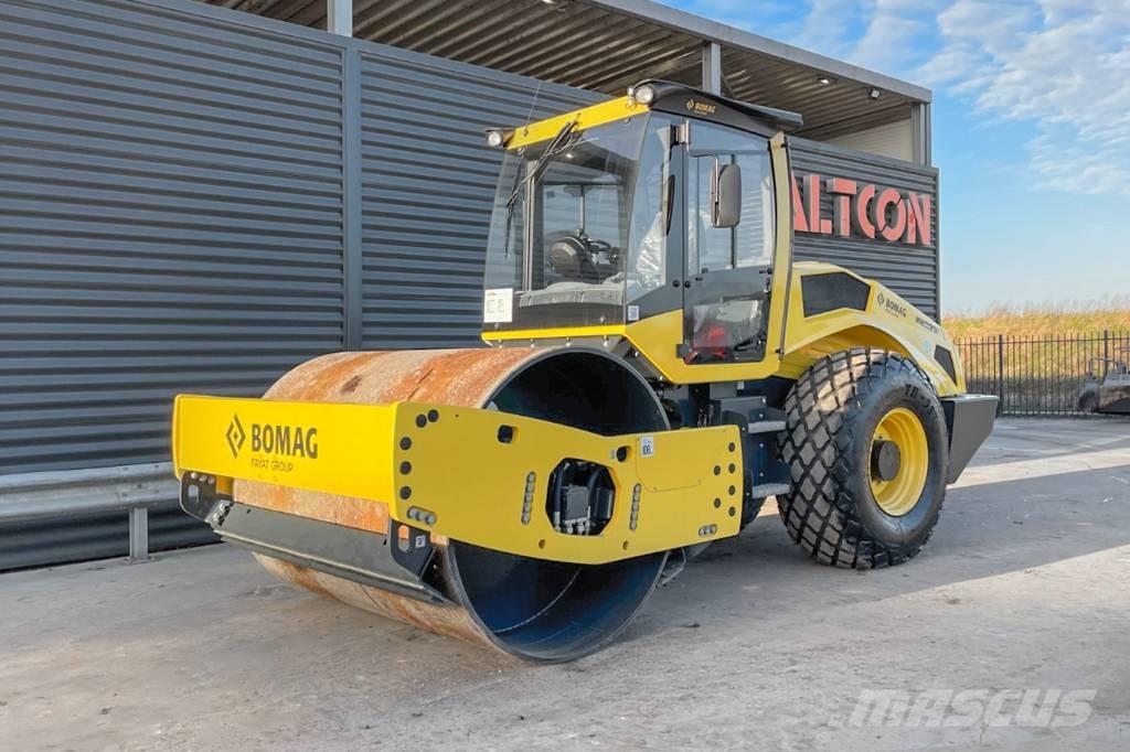 Bomag BW 213 D-5 Rouleaux monocylindre
