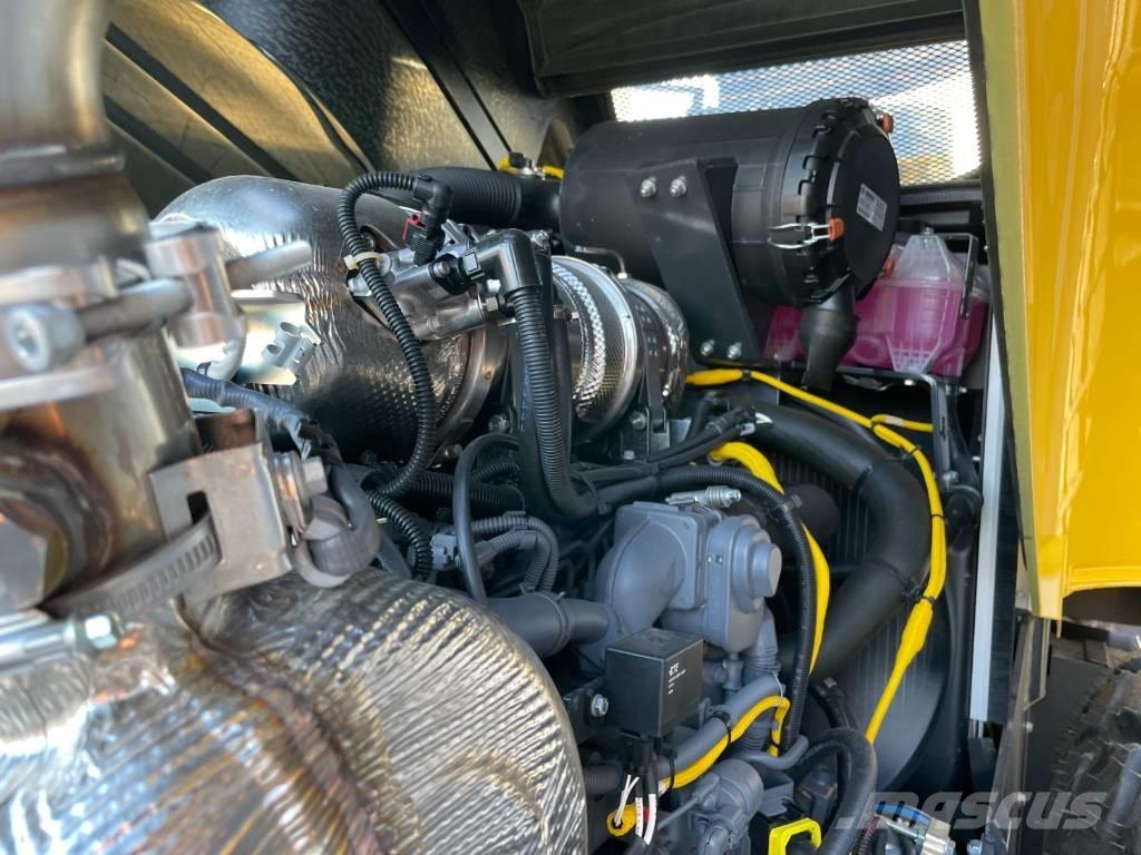 Bomag BW 213 D-5 Rouleaux monocylindre