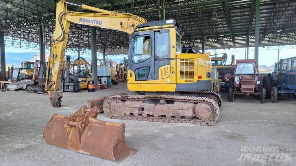 Komatsu 138US-8 Pelle sur chenilles