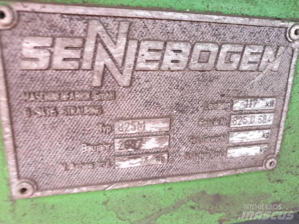 Sennebogen 825M-C Pelle à déchets