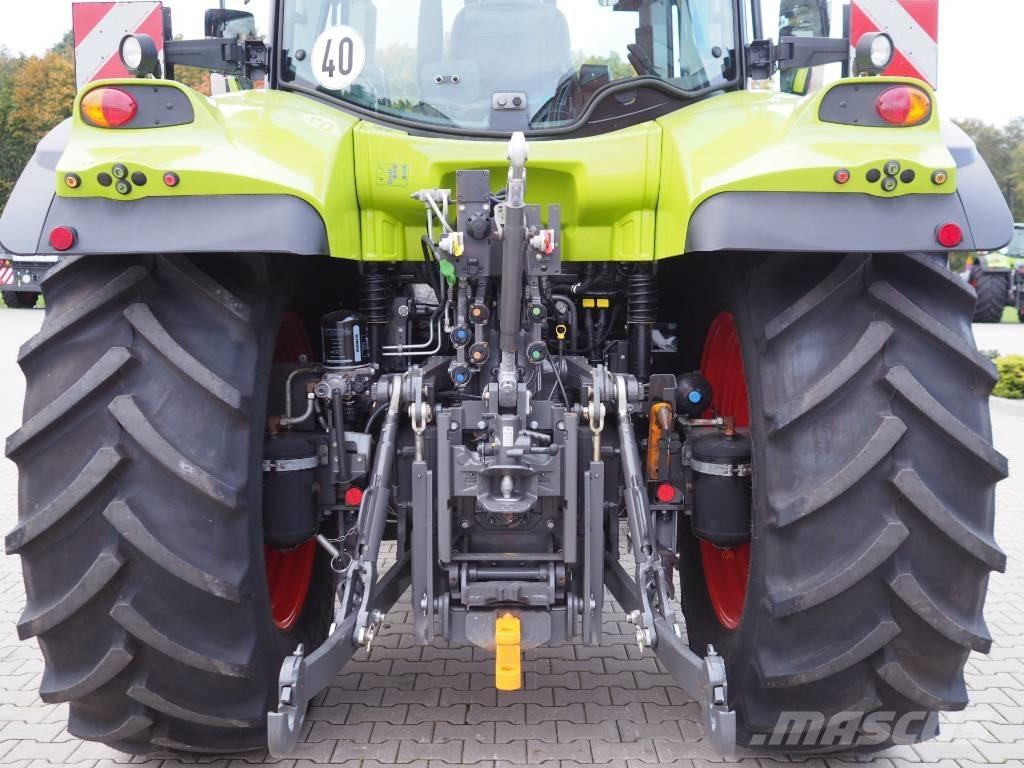 CLAAS Arion 610 CIS Tracteur