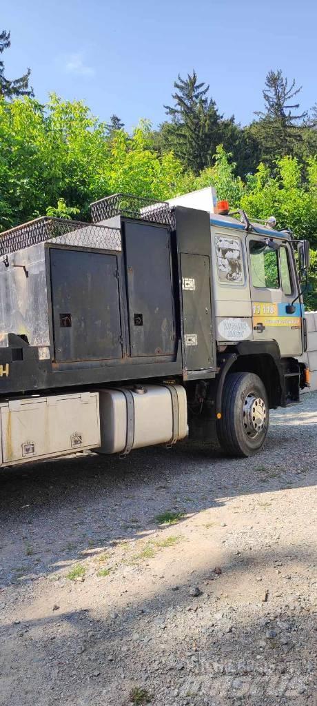 MAN 26.422 Camion plateau