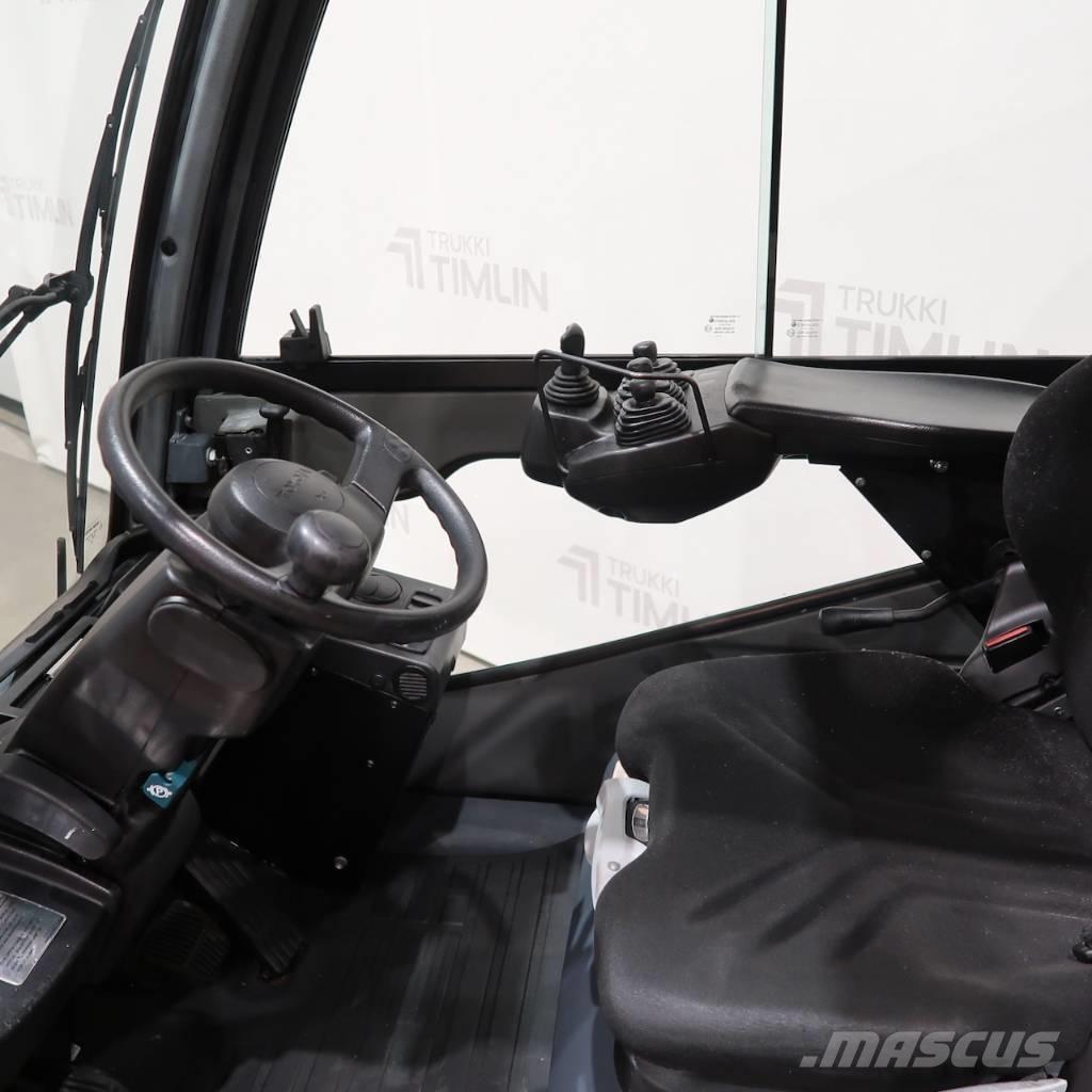 Toyota 02-8FGJF35 Chariots GPL