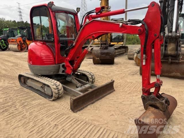 JCB 8025 Mini pelle < 7t