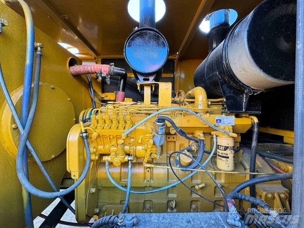 CAT 140 H Niveleuse