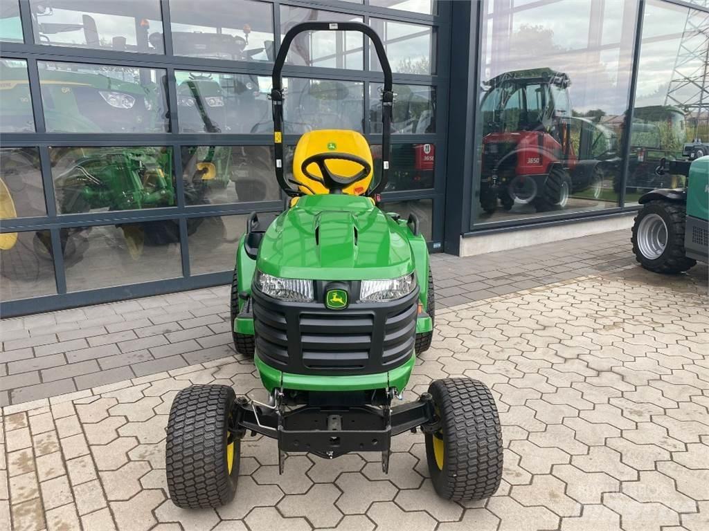 John Deere X940 Faucheuse