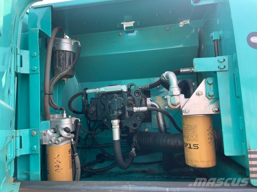 Kobelco SK 200 Pelle sur chenilles