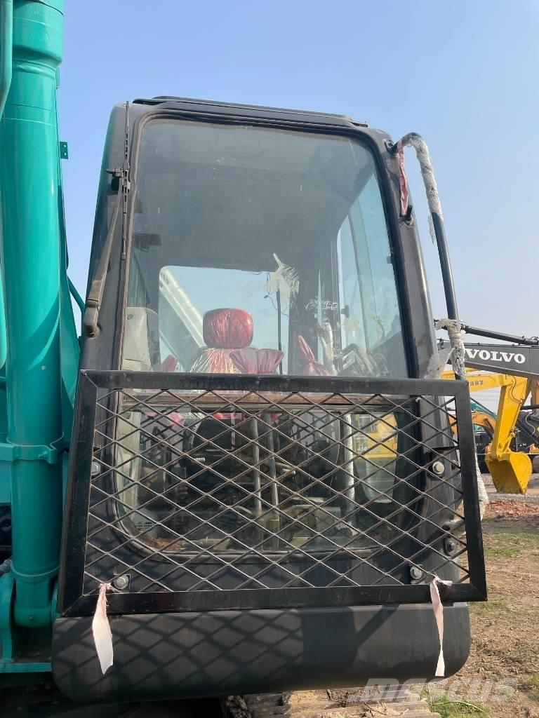 Kobelco SK 200 Pelle sur chenilles
