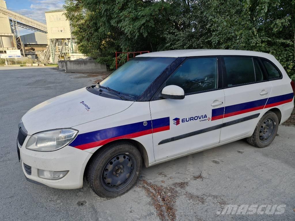 Skoda FABIA Voiture