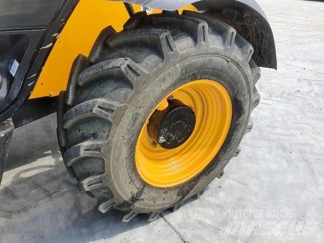 JCB 531-70 - BC24 Chariot télescopique