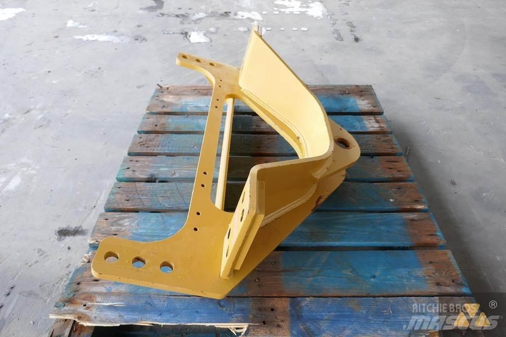 CAT 140M3 Drawbar Transport - Autres