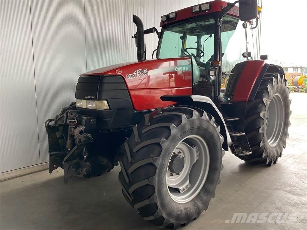 Case IH MX 135 Tracteur