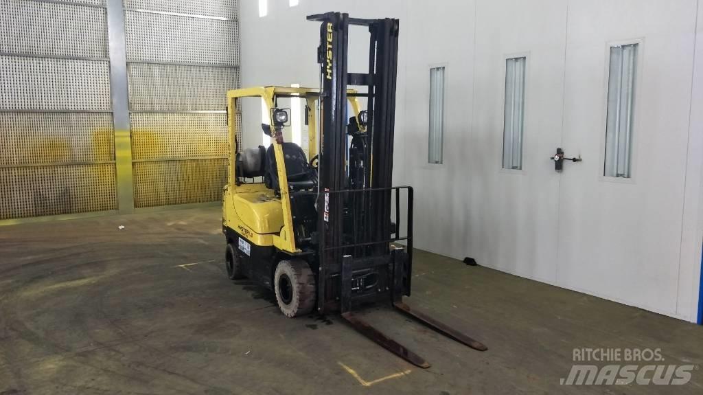 Hyster H1.8TX Chariots GPL