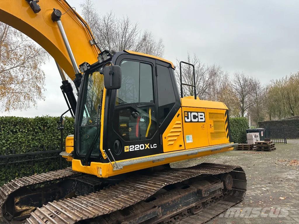 JCB 220X LC Pelle sur chenilles