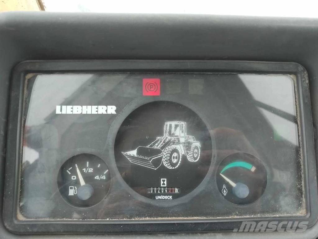 Liebherr L506 Chargeuse sur pneus