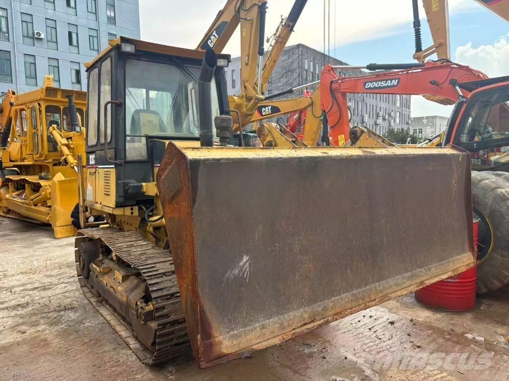 CAT D3C Bouteurs sur chenilles