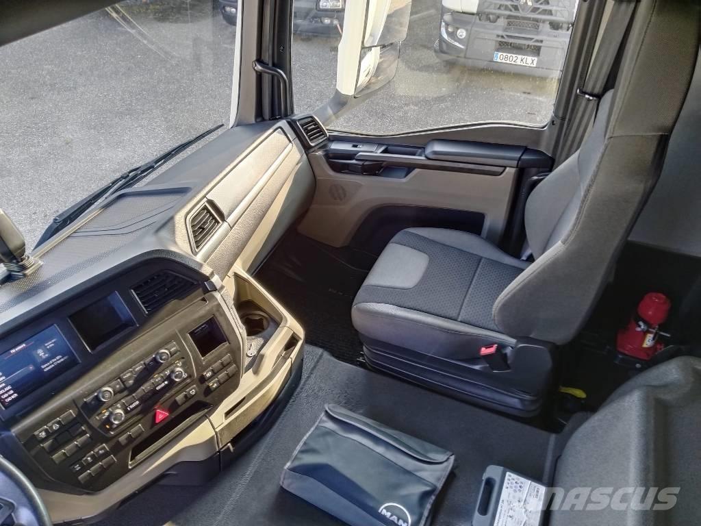 MAN TGS 26.360 Camion Fourgon