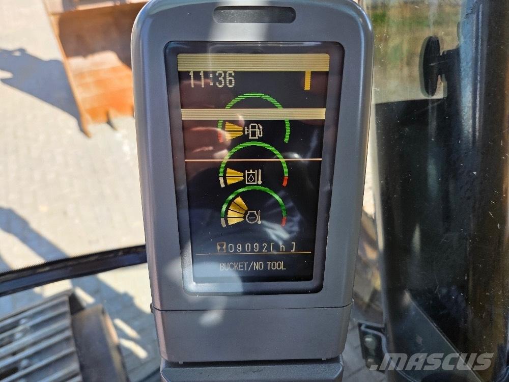 CAT 323DL Pelle sur chenilles