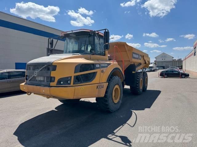 Volvo A25G Tombereau articulé