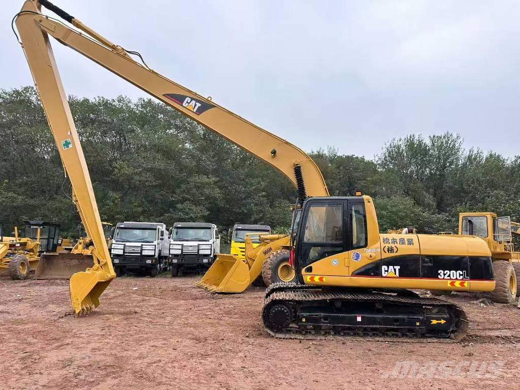 CAT 320 C L Pelle longue portée