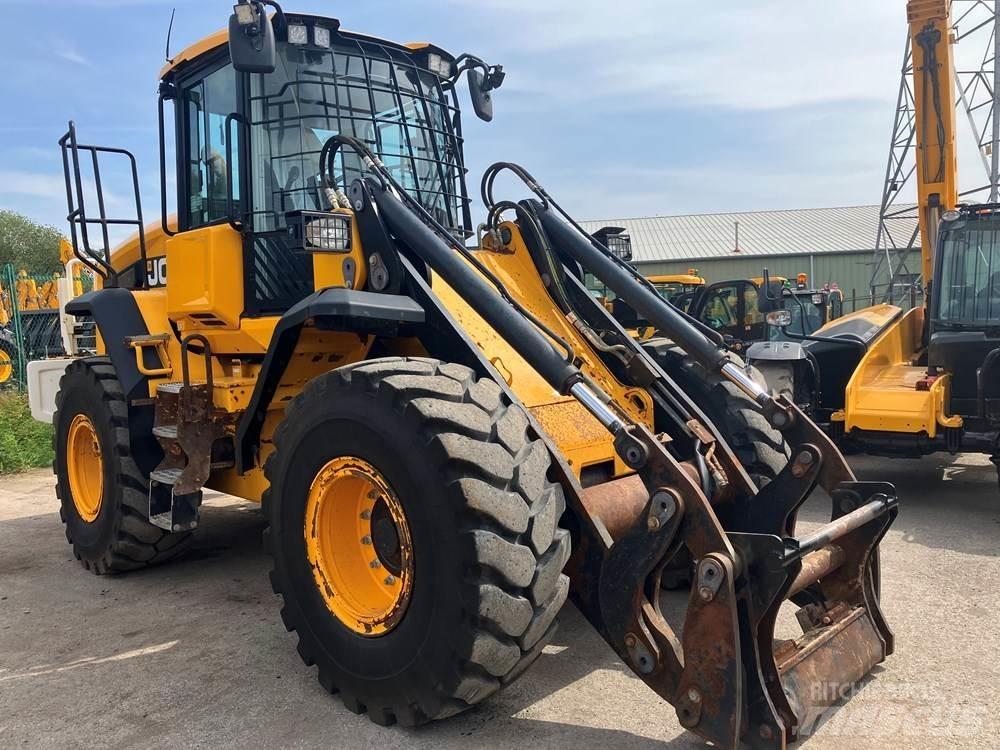 JCB 437 Chargeuse sur pneus