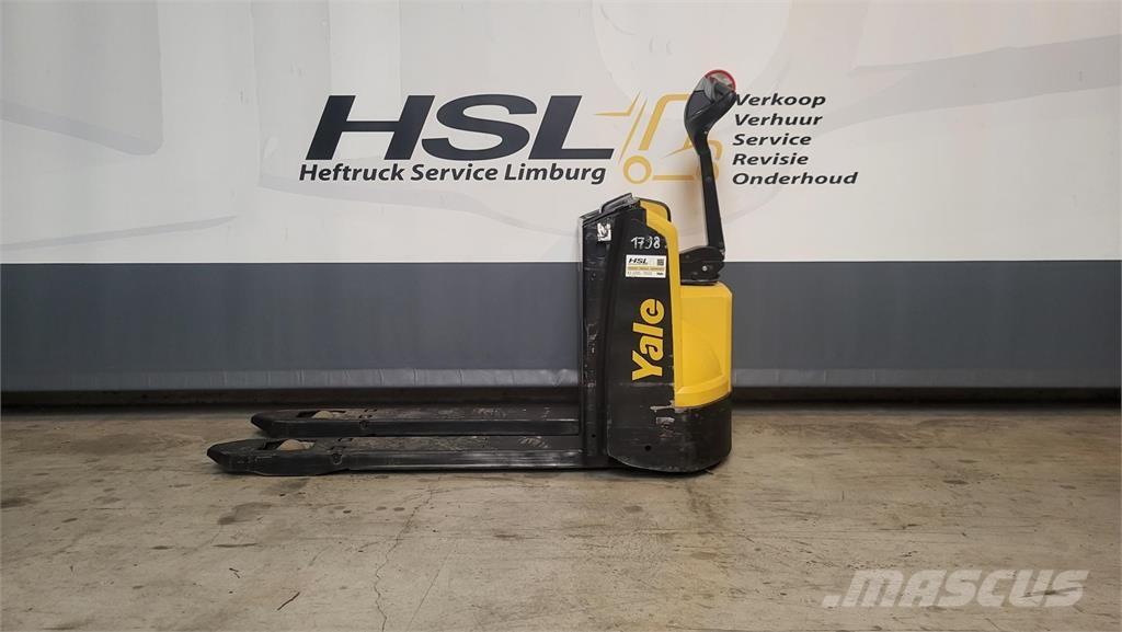 Yale MP16 Gerbeur accompagnant