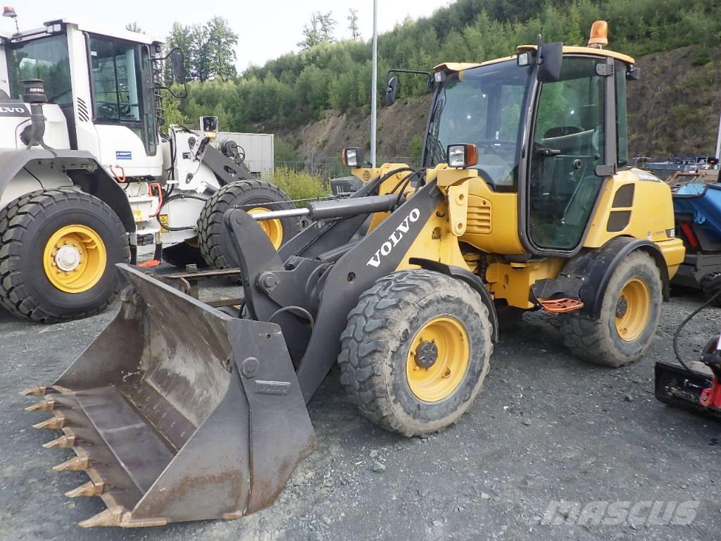 Volvo L 25 F Chargeuse sur pneus
