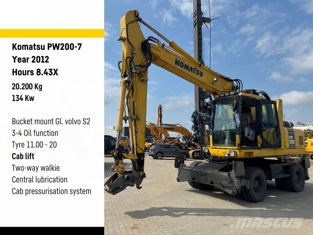 Komatsu PW 200-7 Pelle sur pneus