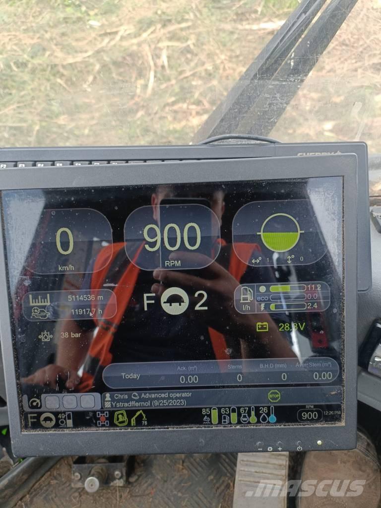 Komatsu 901 TX.1 Abatteuse
