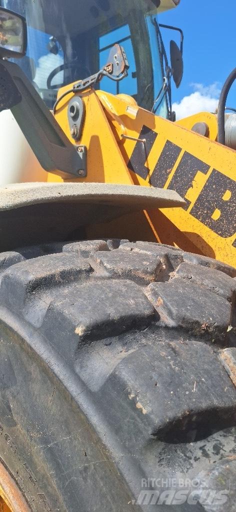 Liebherr L 576 Chargeuse sur pneus
