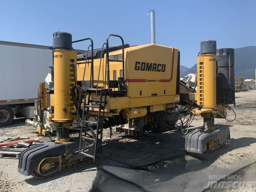 Gomaco Commander III Station de fabrique de bloc béton
